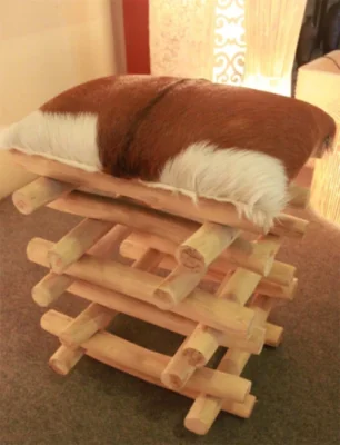 Munich wooden stool