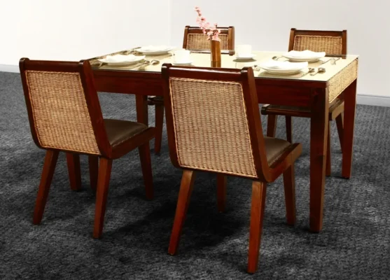 Pervo rattan dining set