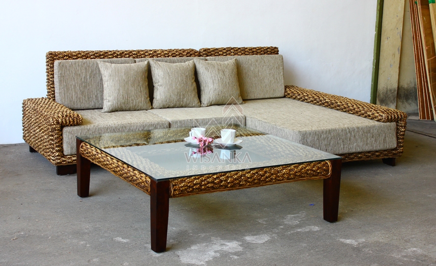 Laura rattan living set