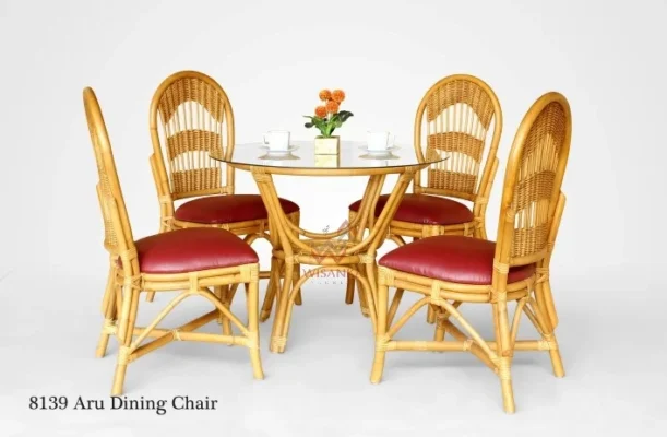 Aru rattan dining set