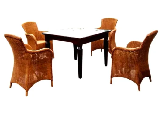 Landy rattan dining set