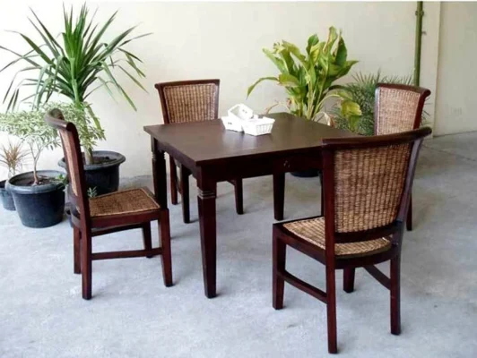 Davindo rattan dining set