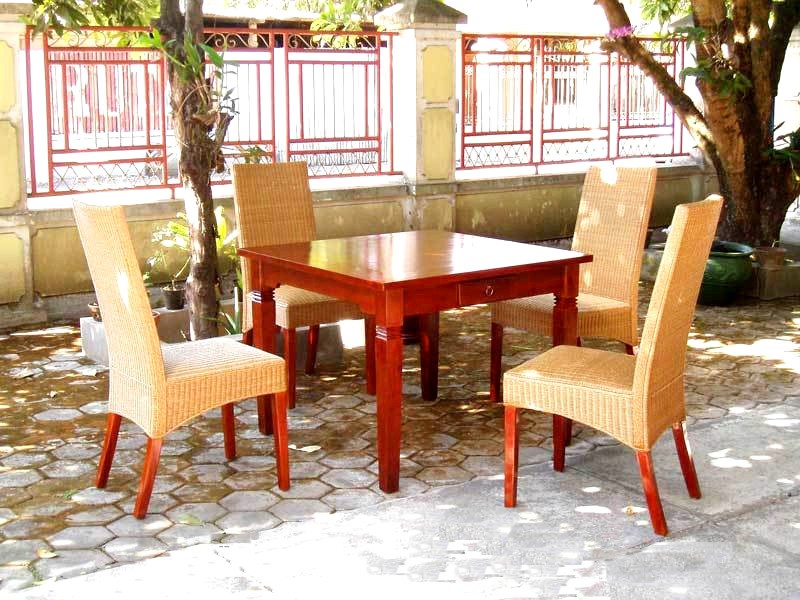 Merkurius rattan dining set