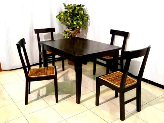 Collin rattan dining set