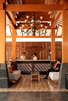 Burza Hotel 19 270x400