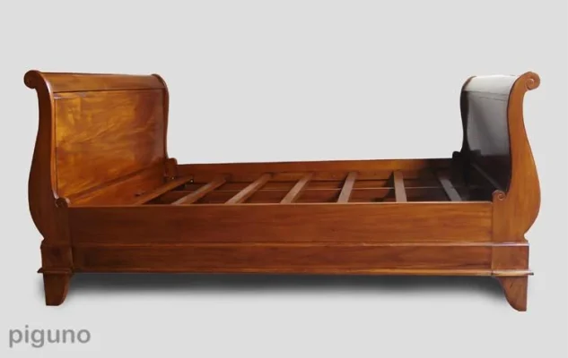 Devta Sleigh Bed