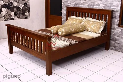 Fadhia Bed