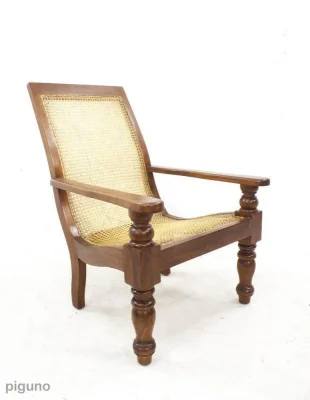 Soa Lounge Chair