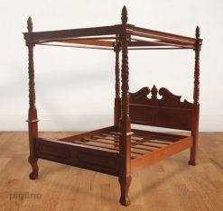Thalia Poster Bed