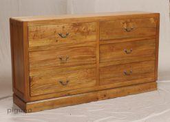 Almose Dresser