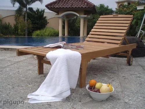 Bahamas Wooden Lounger Beach